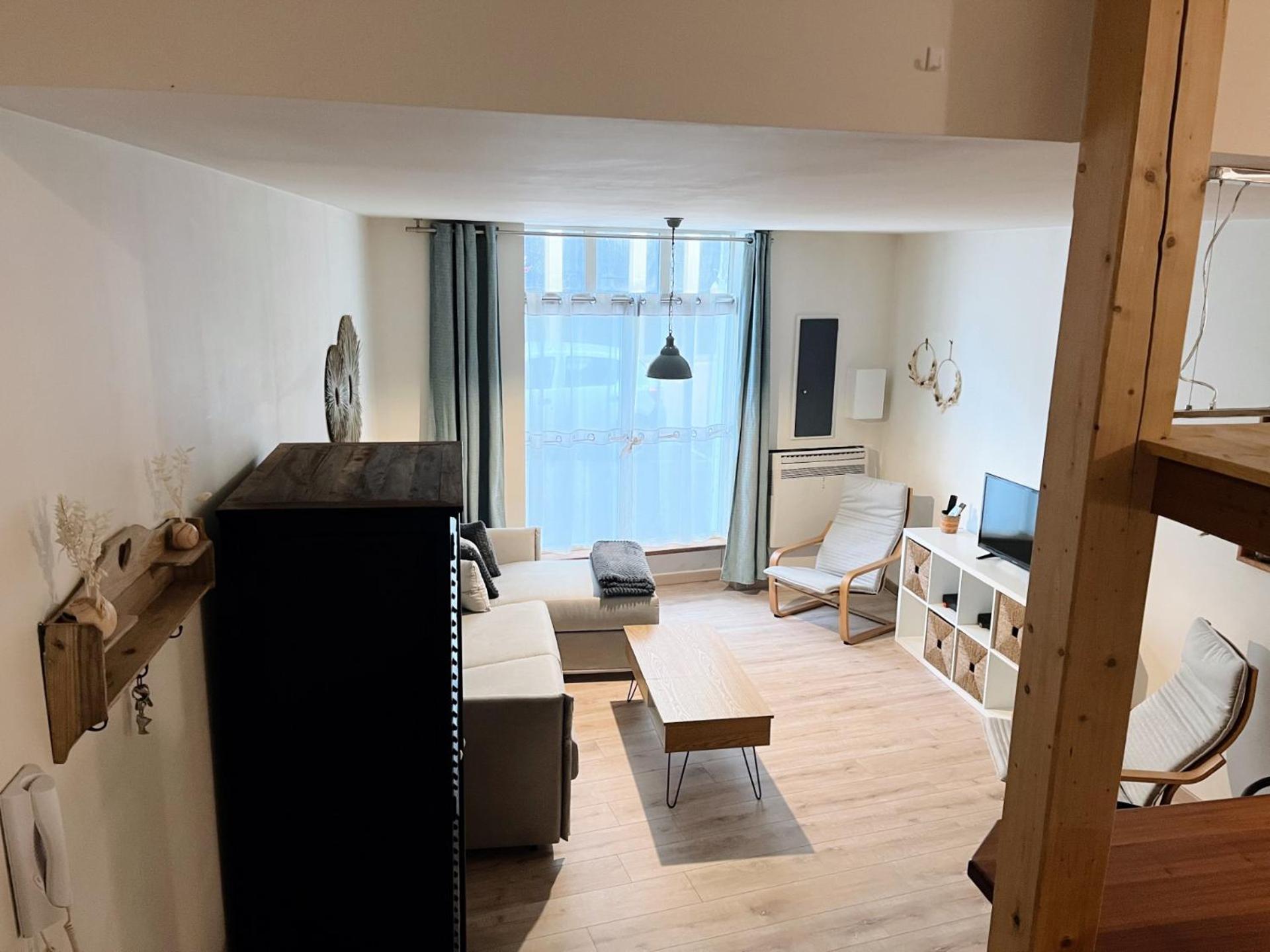 House Apartment Sete Exterior photo